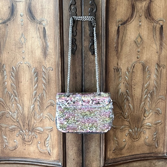 The Children's Place Girl Sliver Flip Sequin Shoulder Party Purse Bag with Chain - Picture 9 of 15